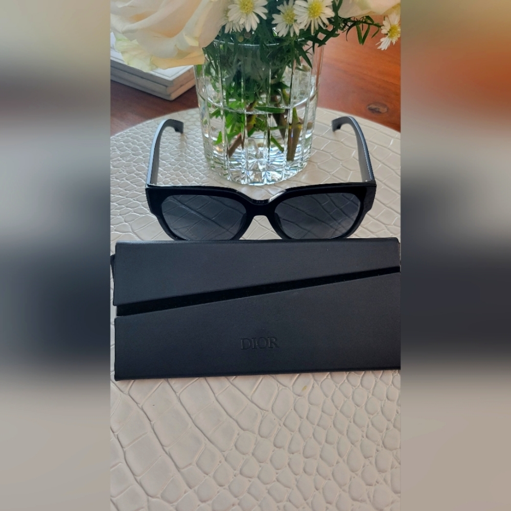 Christian Dior Sunglasses,  58×18×145